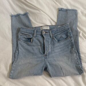 Denim Forum Yoko High Rise Slim Light wash Blue frayed Ankle Jeans size 29